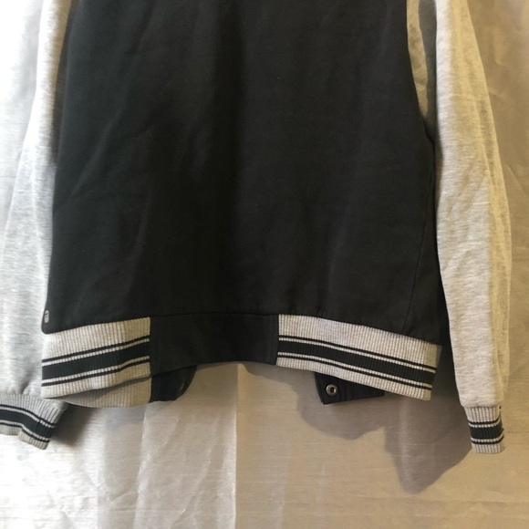 Fabletics gray and black sweater jacket - Picture 8 of 8